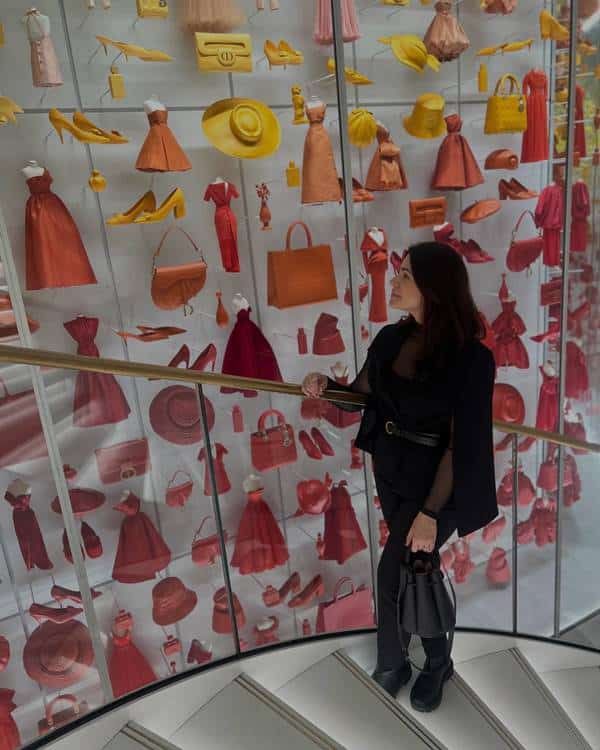 Bianca Matos na Galerie Dior