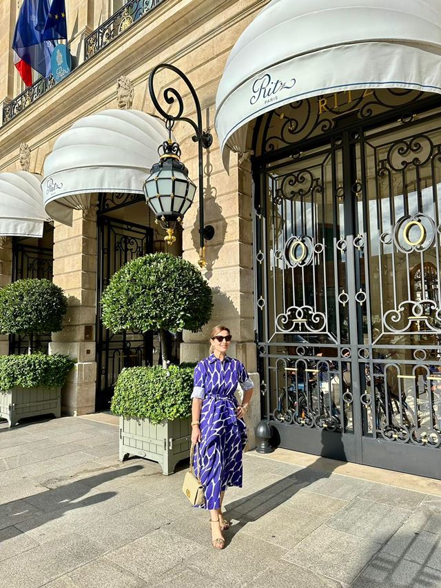 Valeria Doustaly no Hotel Ritz Paris
