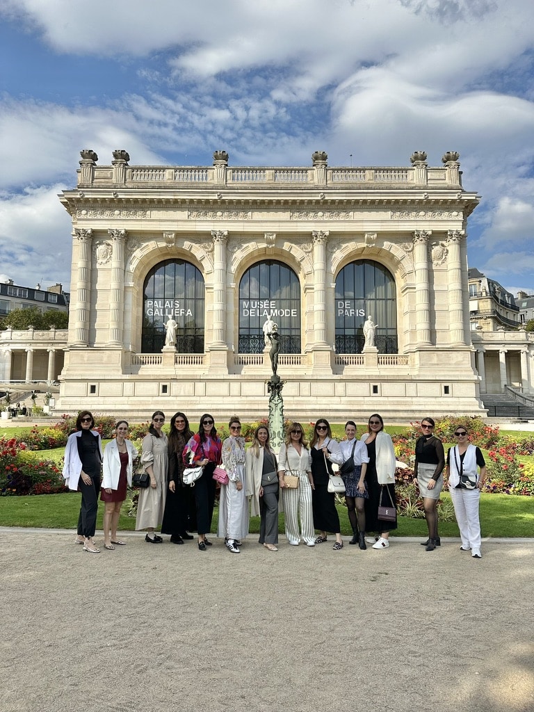 Turma Paris Style Week no Museu da Moda de Paris